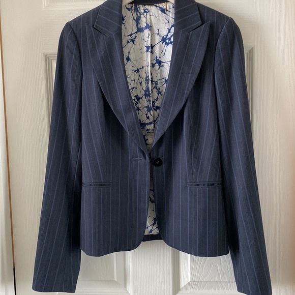 Jacket - Picture 4 of 4